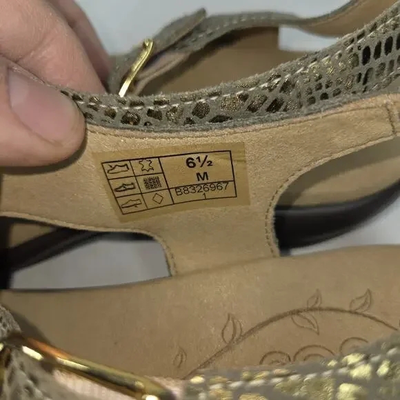 SAS Sandals Womens 6.5 Gold Strappy Lagenlook Cottagecore Comfort Made In USA - Picture 8 of 8